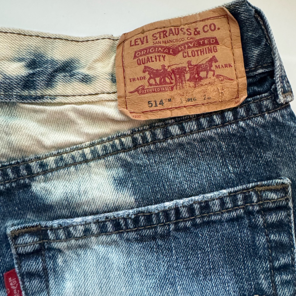 Levi 514 Distressed Denim Womens Jeans Shorts size 16 - Picture 11 of 11